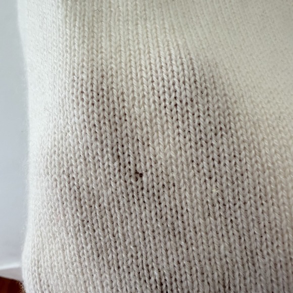 J.McLaughlin Women's Turtleneck Sweater Sz M Ivory Cashmere Minimalist NEW $398 - Picture 7 of 9